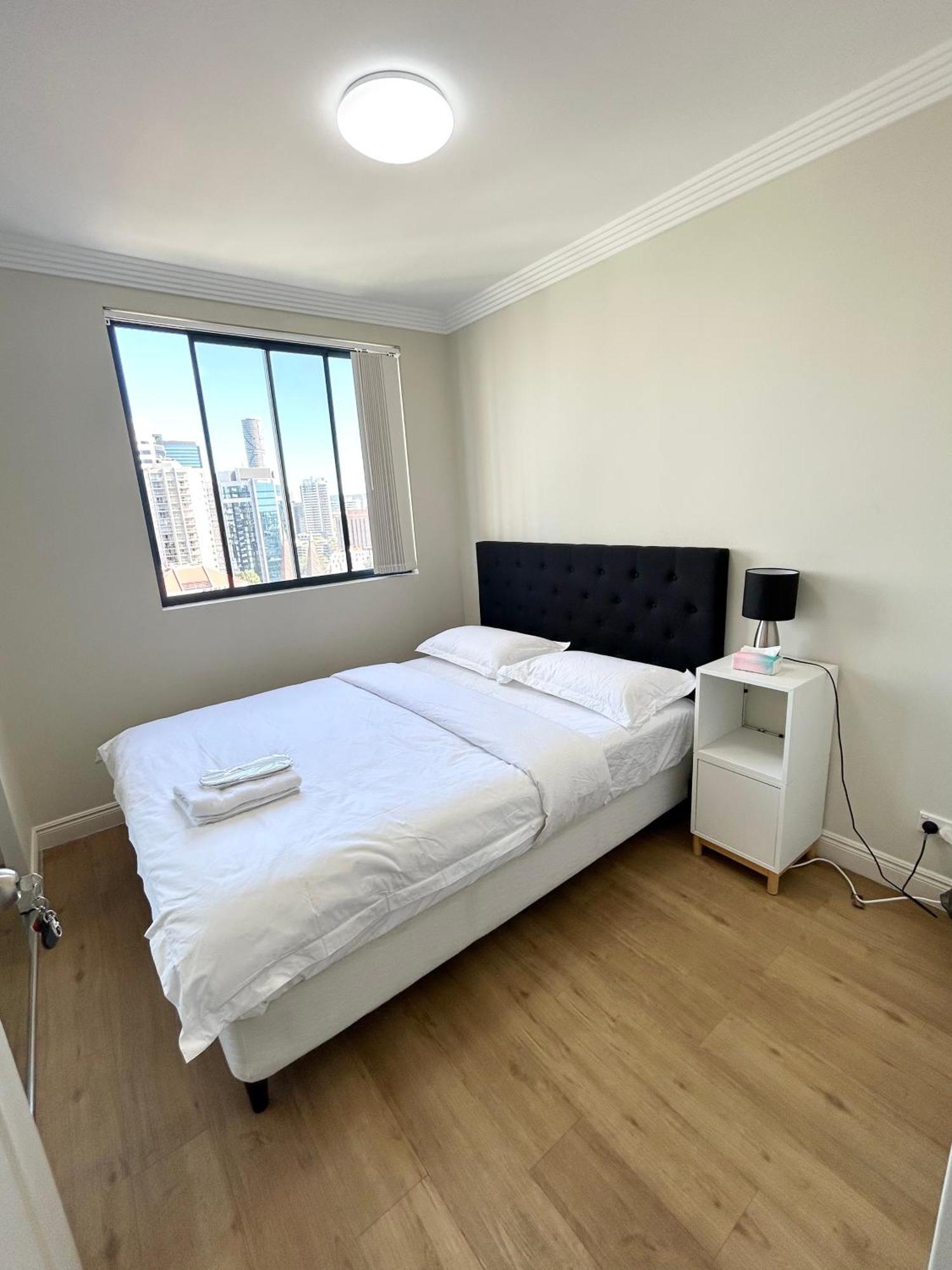 City View Rooms In Shared Apartment บริสเบน ภายนอก รูปภาพ