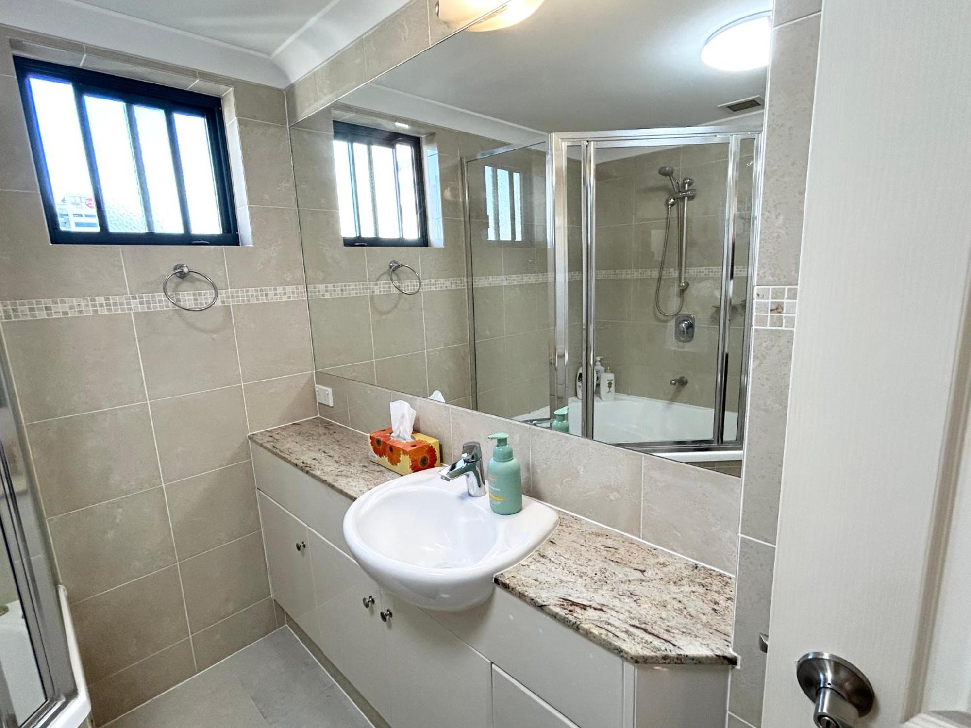 City View Rooms In Shared Apartment บริสเบน ภายนอก รูปภาพ