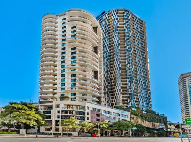 City View Rooms In Shared Apartment บริสเบน ภายนอก รูปภาพ